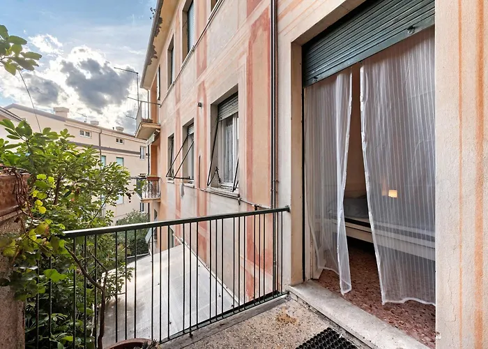 Next To 5 Terre