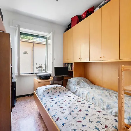 Next To 5 Terre Apartment